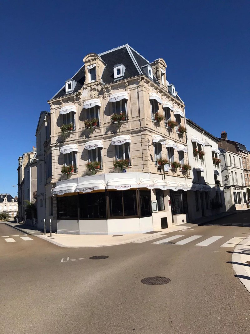 Hotel - Restaurant Les Remparts
