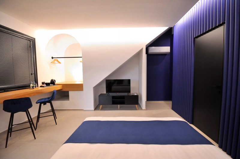 Emesh Boutique Suite