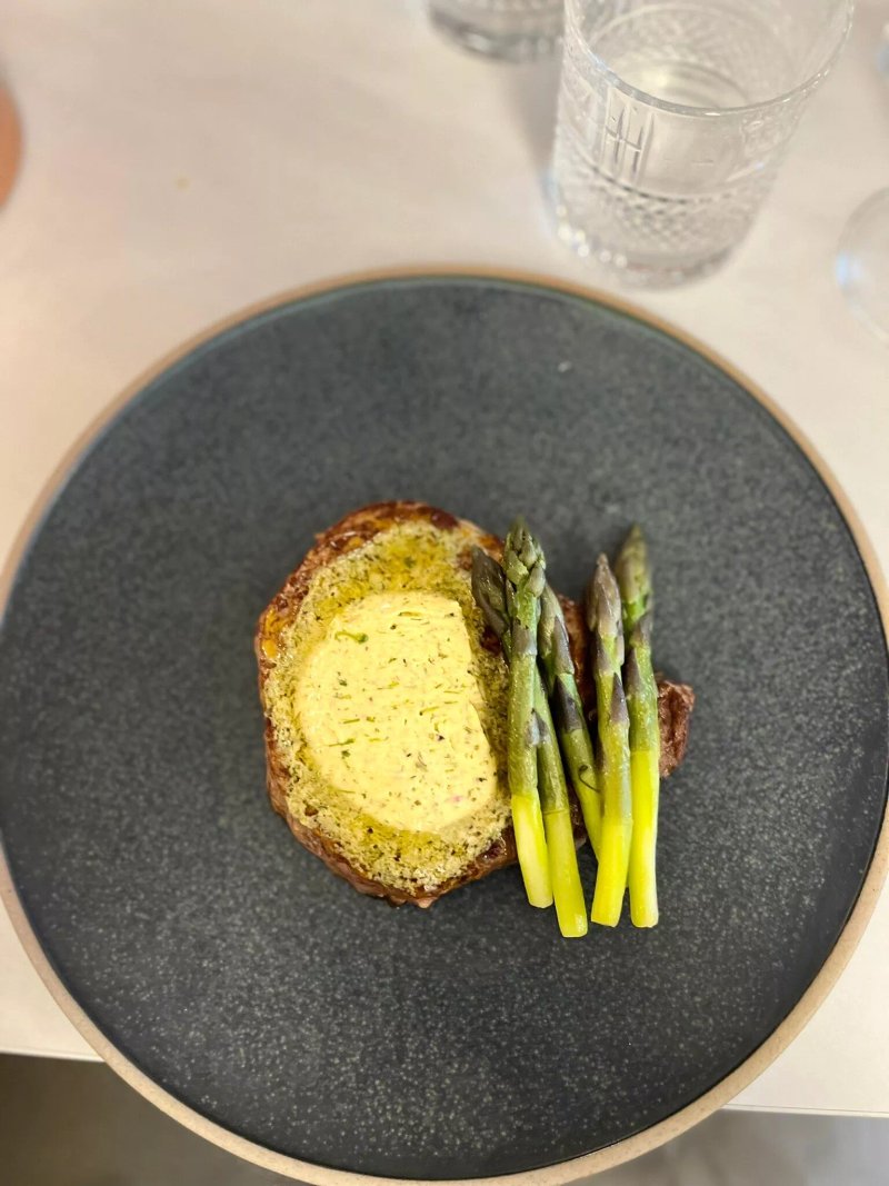 Refuge - Bistro & Bar