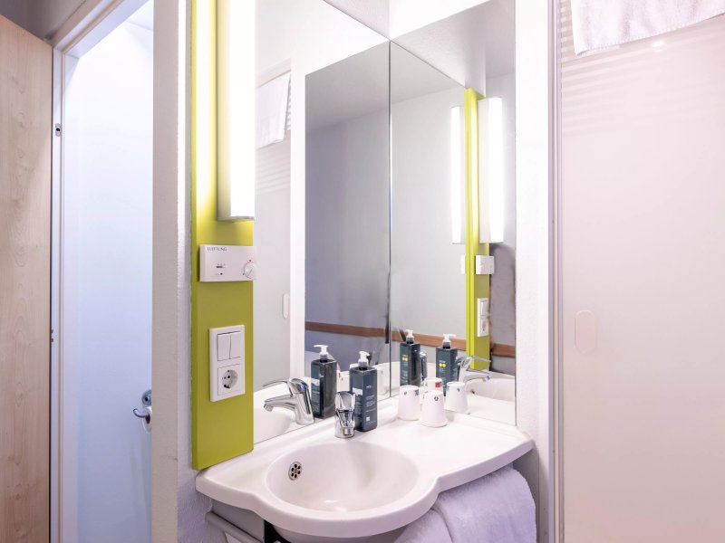B&B HOTEL Erlangen-Tennenlohe