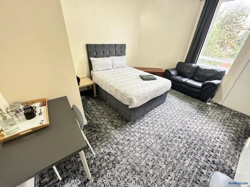 IBROX Guest House