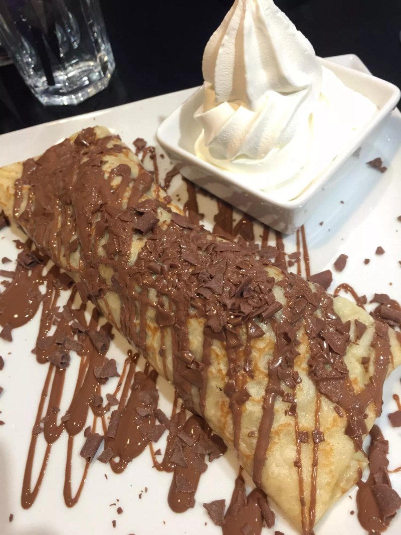 treats gelato