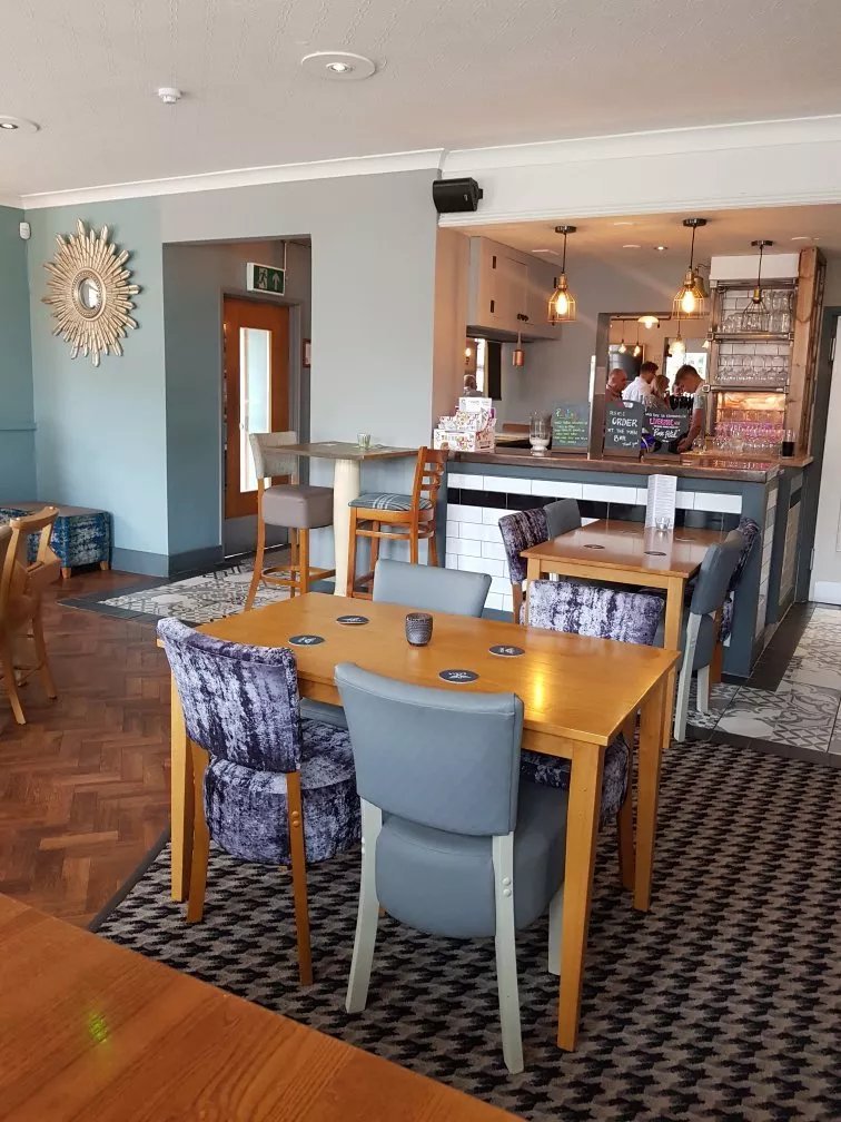 The White Horse Pub And Kitchen