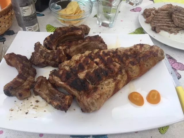 Rodeo Bar and Grill cucina no stop a
