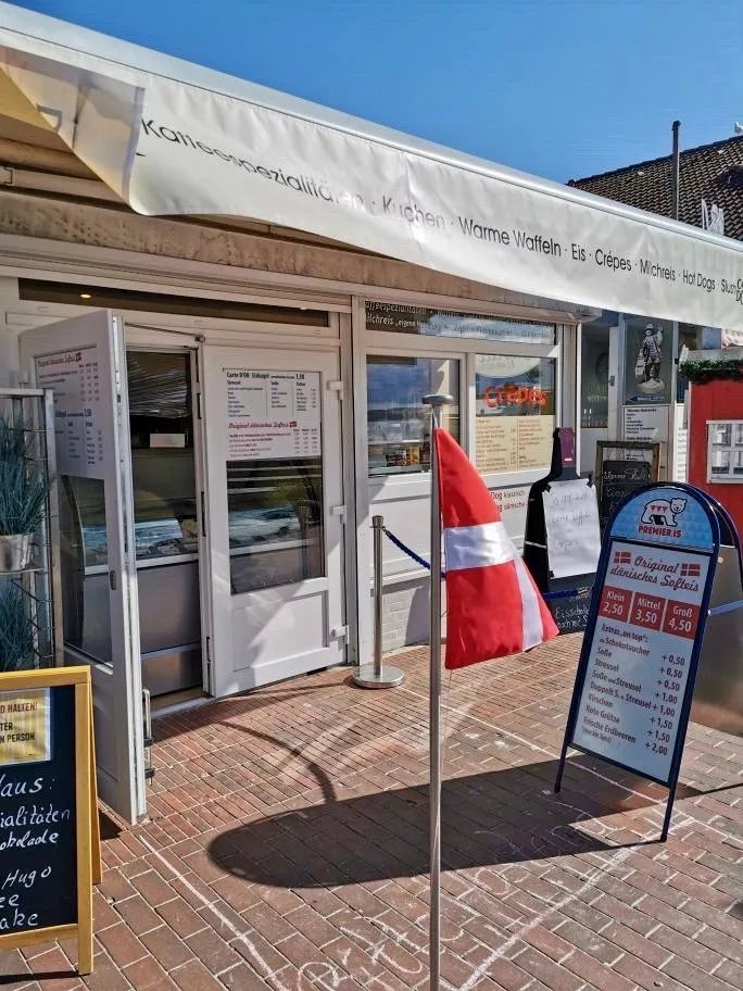 Cafe  Bistro Caprice Laboe