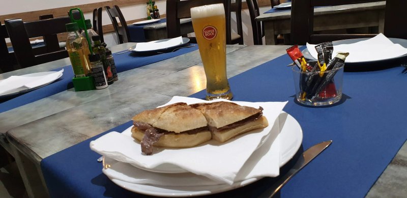 Port Side Restaurante - Grelhados no Carvao e Take Away