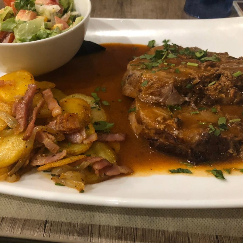 Bistro Cafe Rainbow
