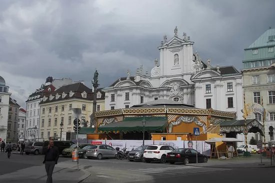 Kirche am Hof