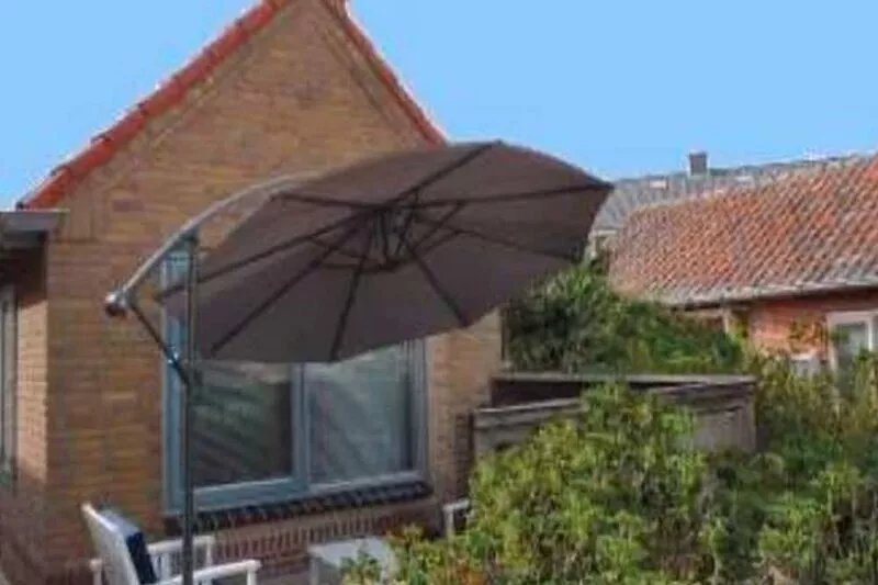 Cosy holiday home near the beach