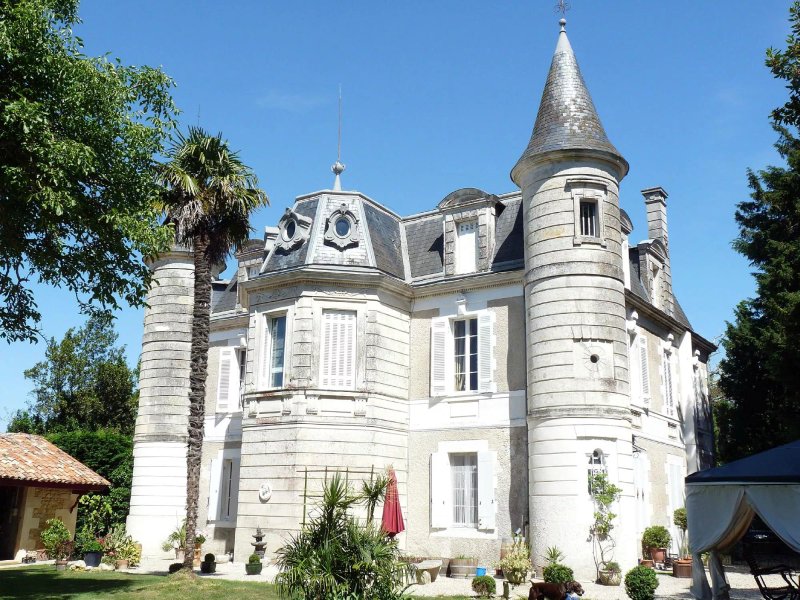 Chateau de Talais