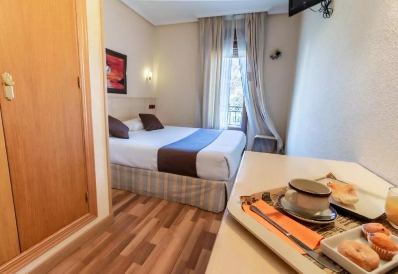 Hostal Rural El Cano by Vivere Stays