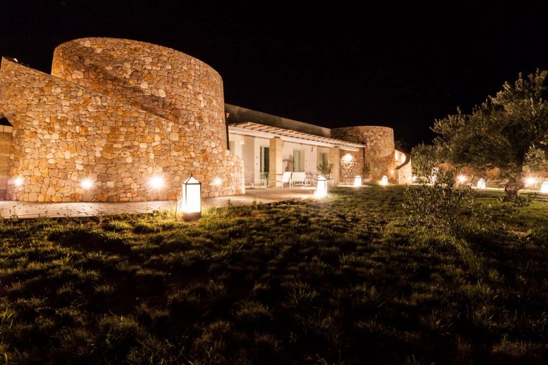 Montiro Hotel