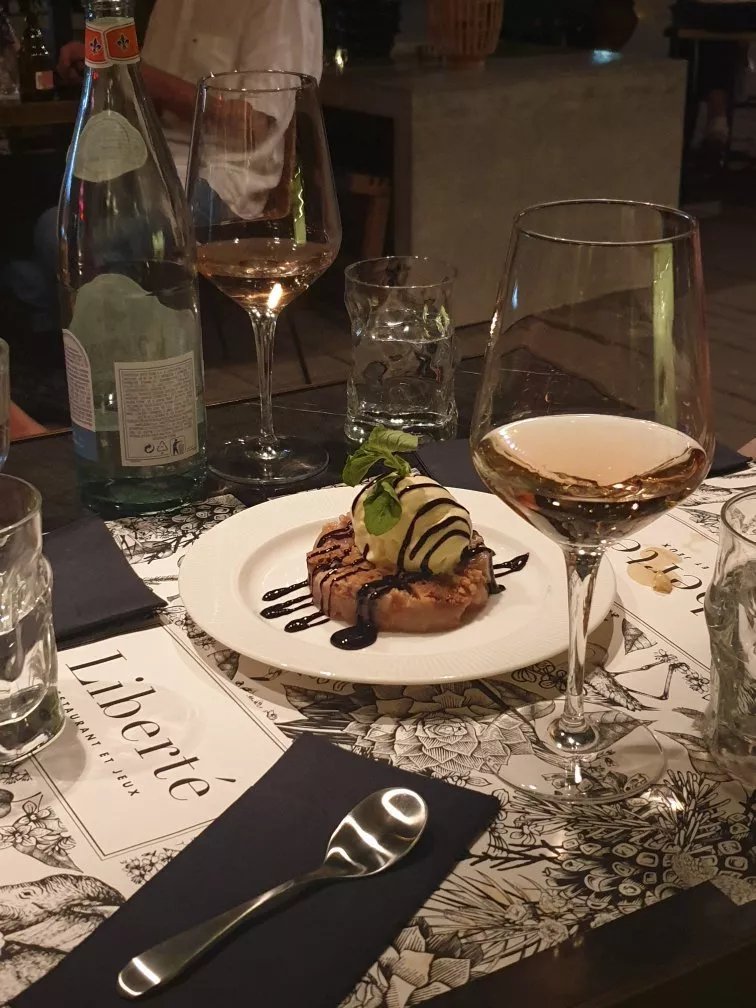 Liberte Belgrade - Restaurant et Jeux