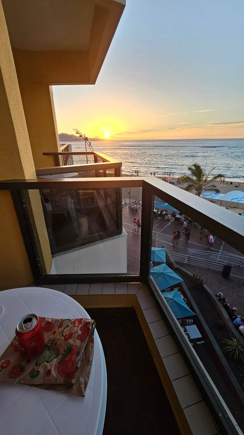 Apartamentos Colón Playa