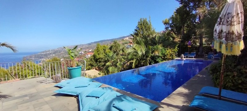 Dazk Golden Estate