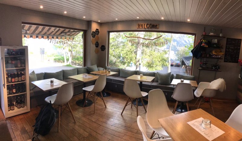Cafe LIV