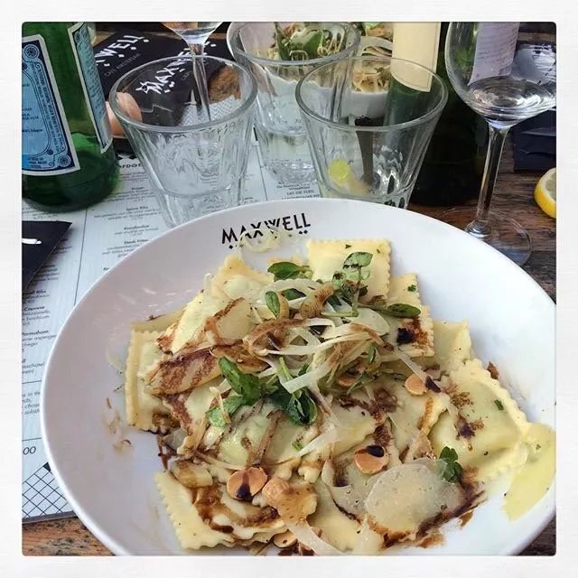 Maxwell Cafe