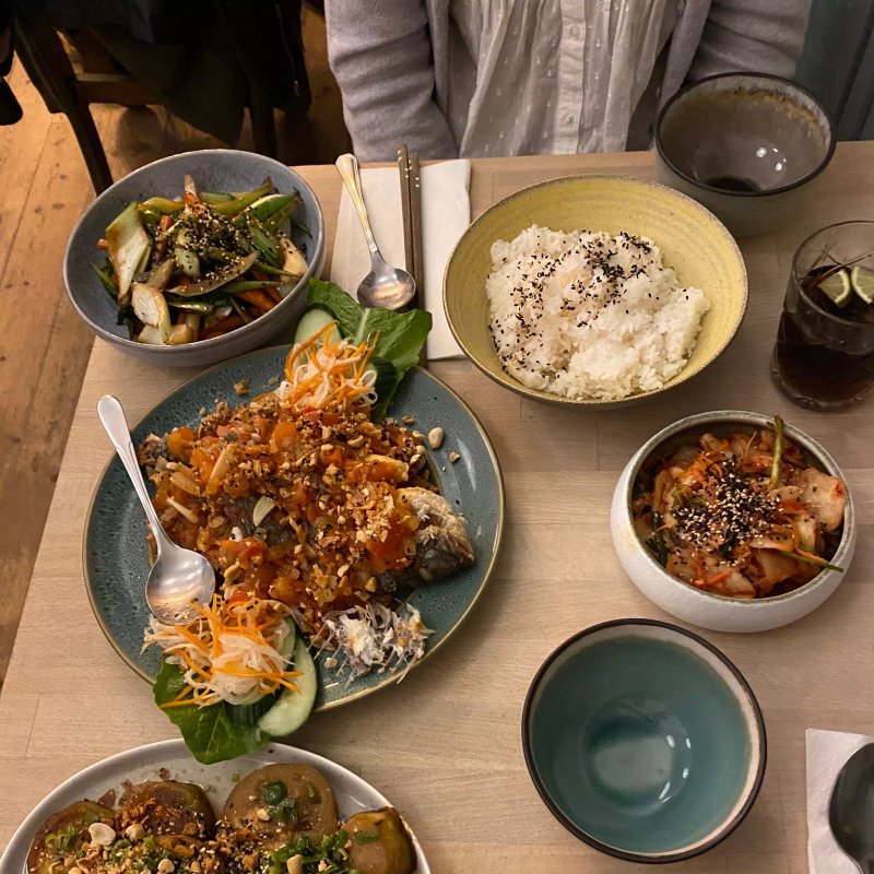 Tins Vietnamese Food