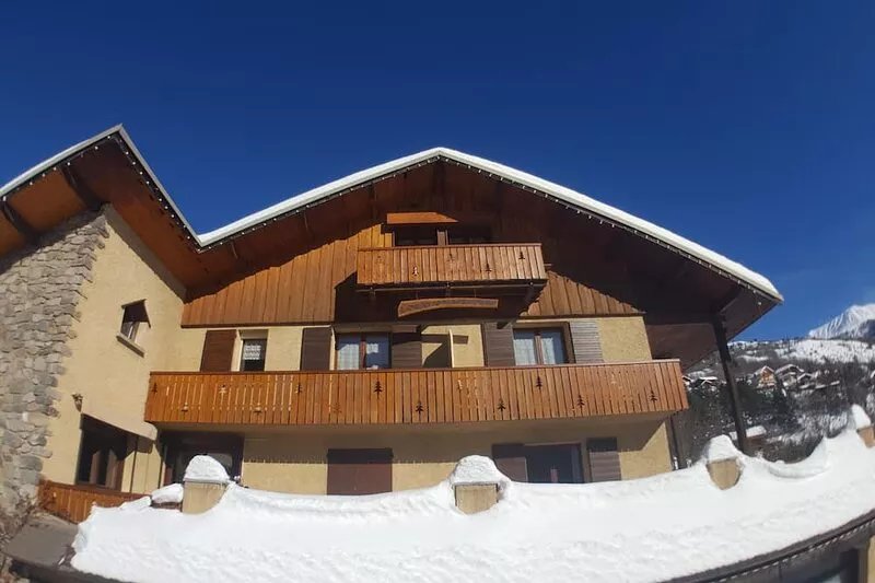 Vacation Rentals in Serre Chevalier 1400 in a chalet - resort center