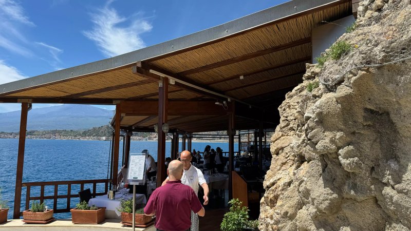 Ristorante Le Grand Bleu by “UNA cucina”