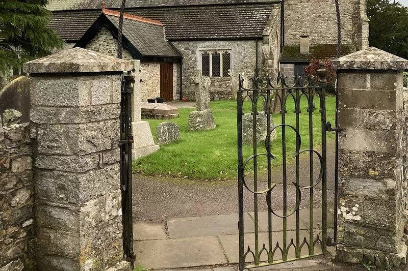 The Byre an airy ground floor cottage in an area of outstanding natural beauty