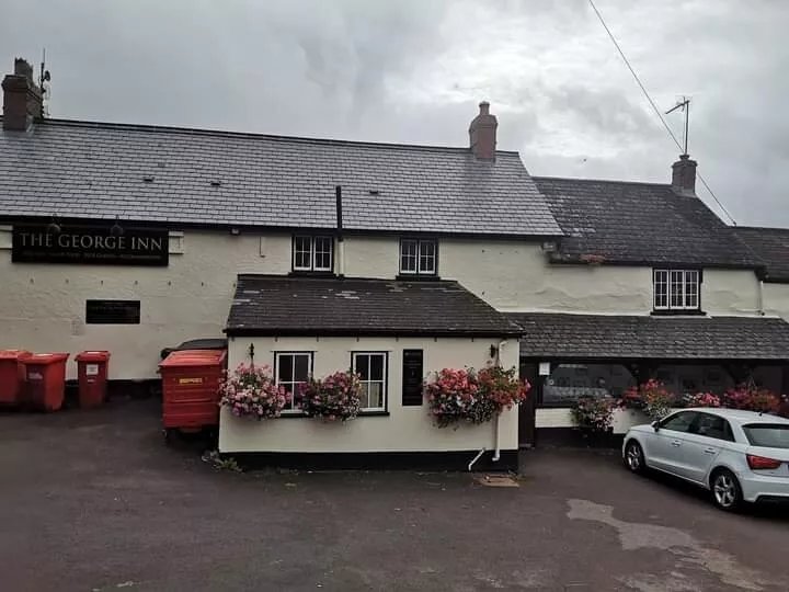 The George Inn
