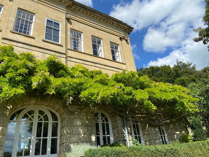 Cloisters Restaurant