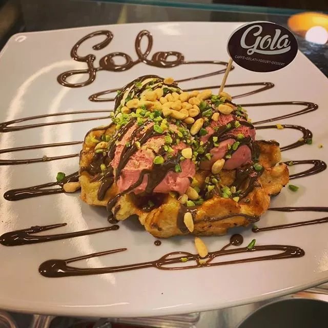 Gola