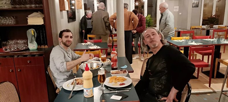 Les Pres Dans Le Plat