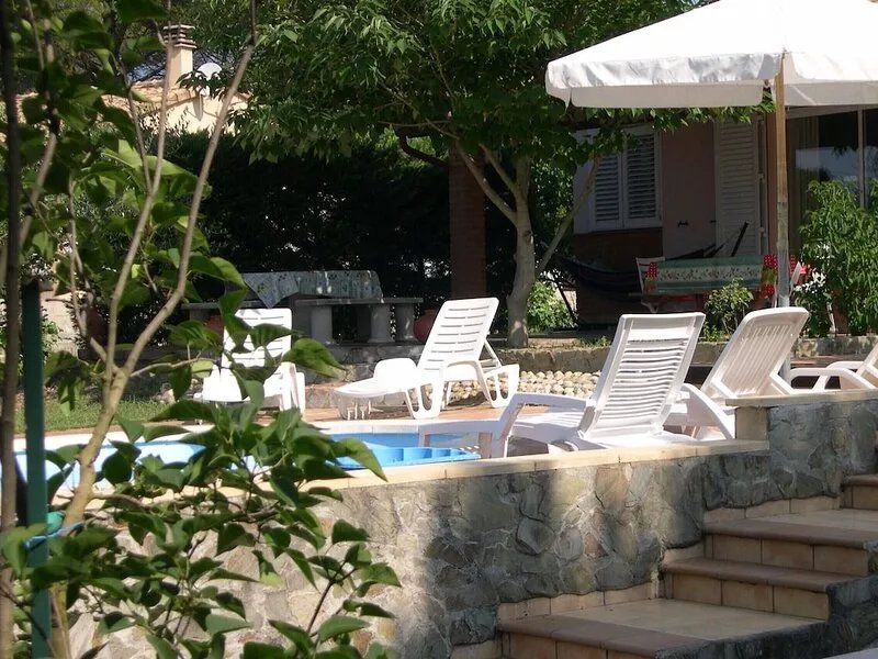 A nice house in a protected environment for 1/2 hour from Barcelona