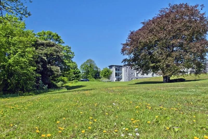 Benbulben Court