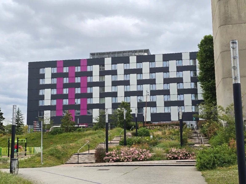 Moxy Paris Charles De Gaulle Airport