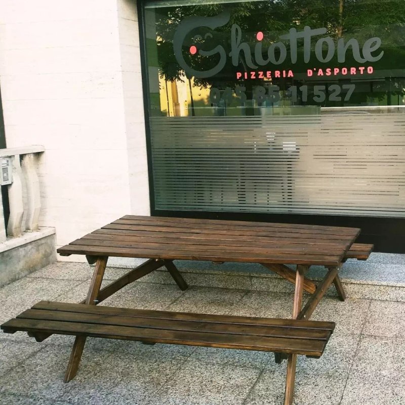 Pizzeria D'asporto Ghiottone