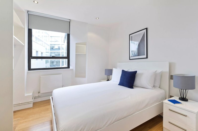 Red Lion Court by City2Stay