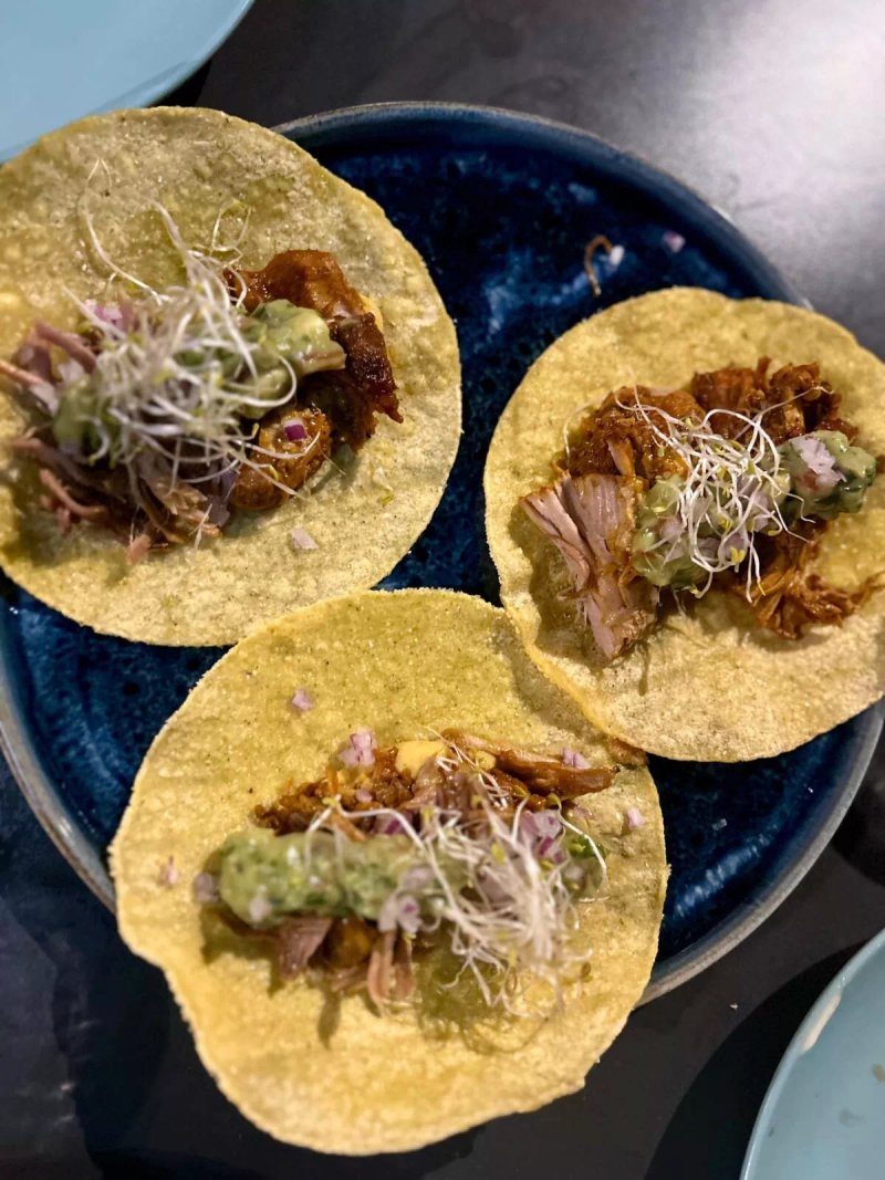 La Ola Sunset Cafe