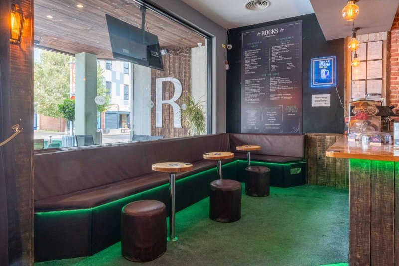 Rocks Bar And Grill