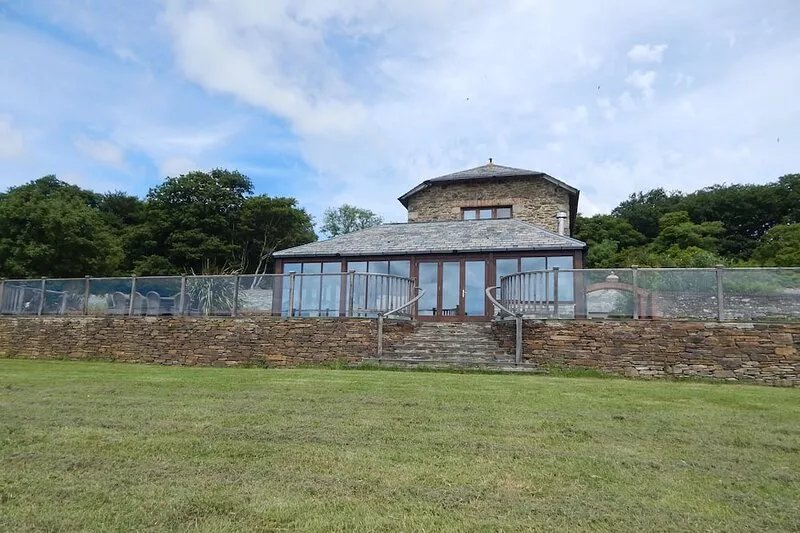 Converted barn on a small peaceful rural resort with stunning views and fishing