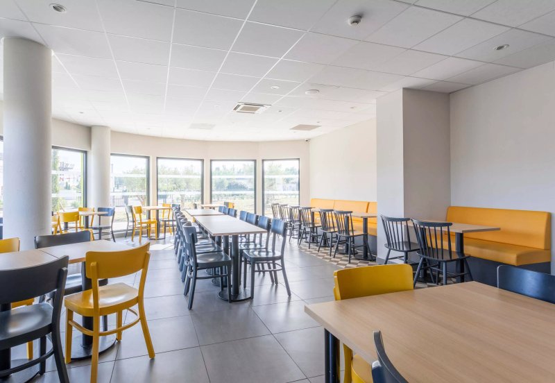 B&B HOTEL Saint-Martin-de-Crau Alpilles Camargue