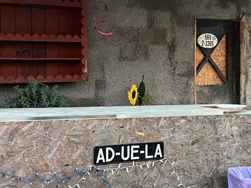 Aduela Cafe & Restaurante