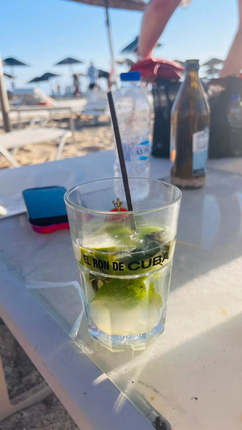 Riviera Beach Bar