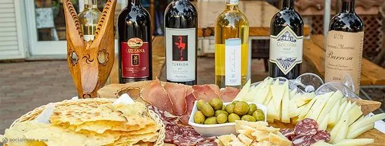 Casa del Formaggio - Enoteca La Cantina