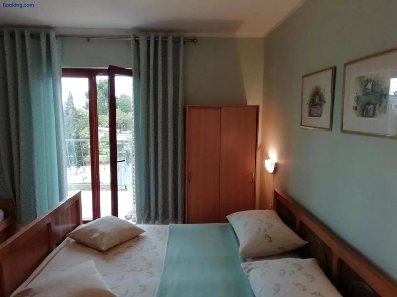 Near Beach - Apartments Marica