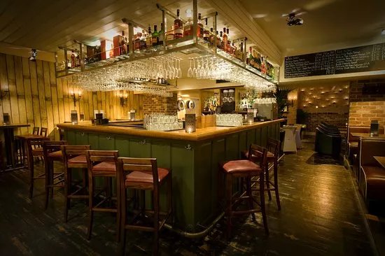 Red Door Bar