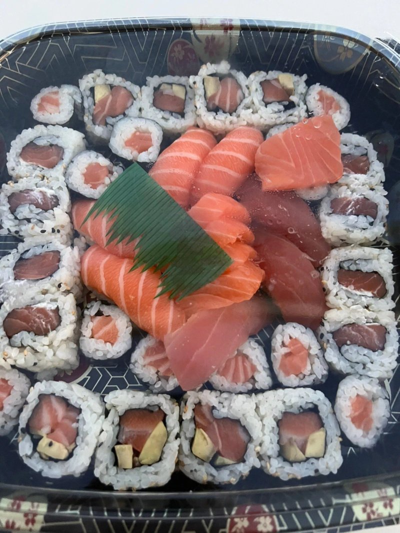 Ami Poke Sushi