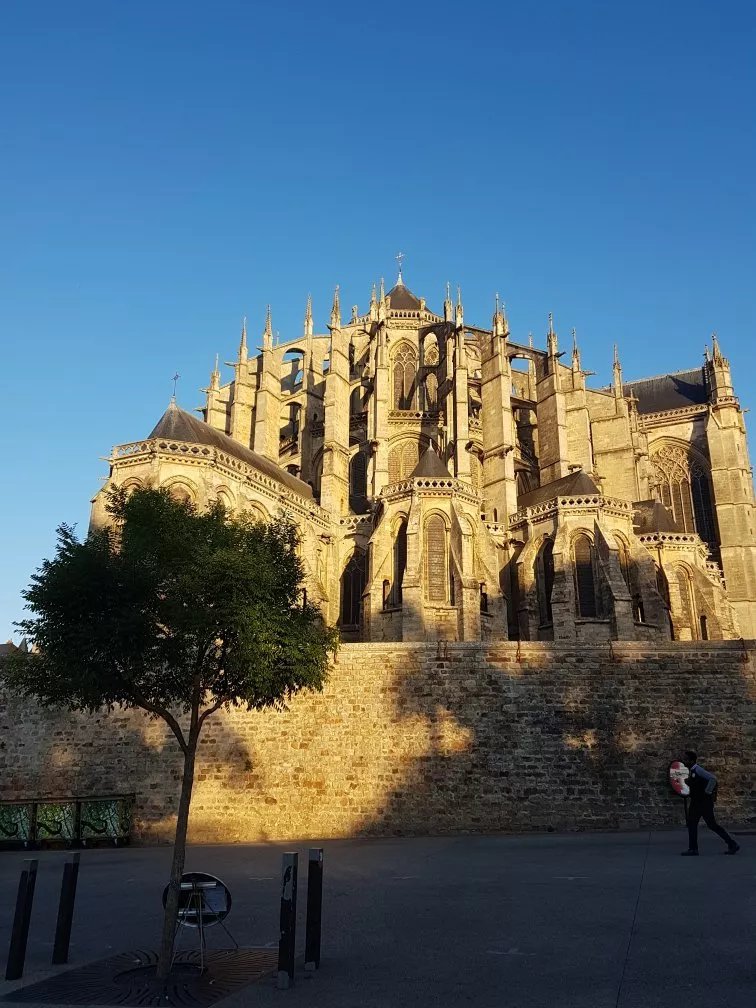 Pilier Aux Lumières
