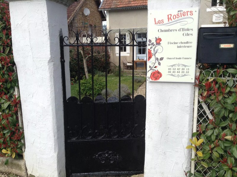 Les Rosiers - Lascaux Accomodation