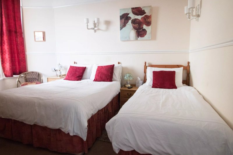 Sea Lawn Lodge Bed and Breakfast