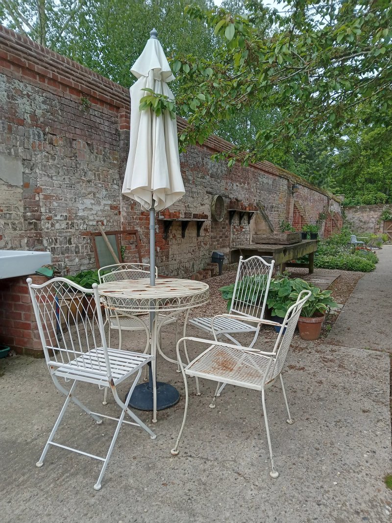 The Walled Garden Community Shop and Cafe