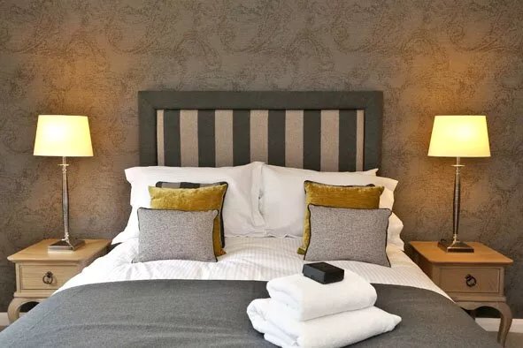 Town & Country Apartments - Priory Park