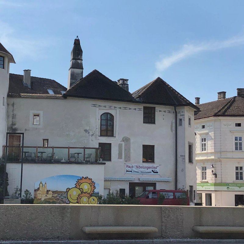 Haus zum Nibelungenlied